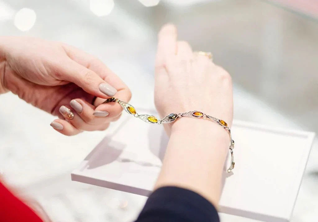 The Charm of Bracelets – Why Lilly Gold Wristwear is a Must-Have
