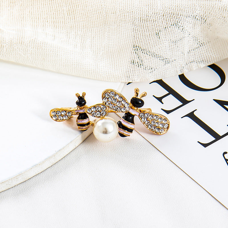 Korean Style Bee Butterfly Diamond Brooch